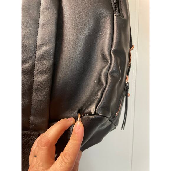 Skip & Hop Backpack Diaper bag - Picture 10 of 12